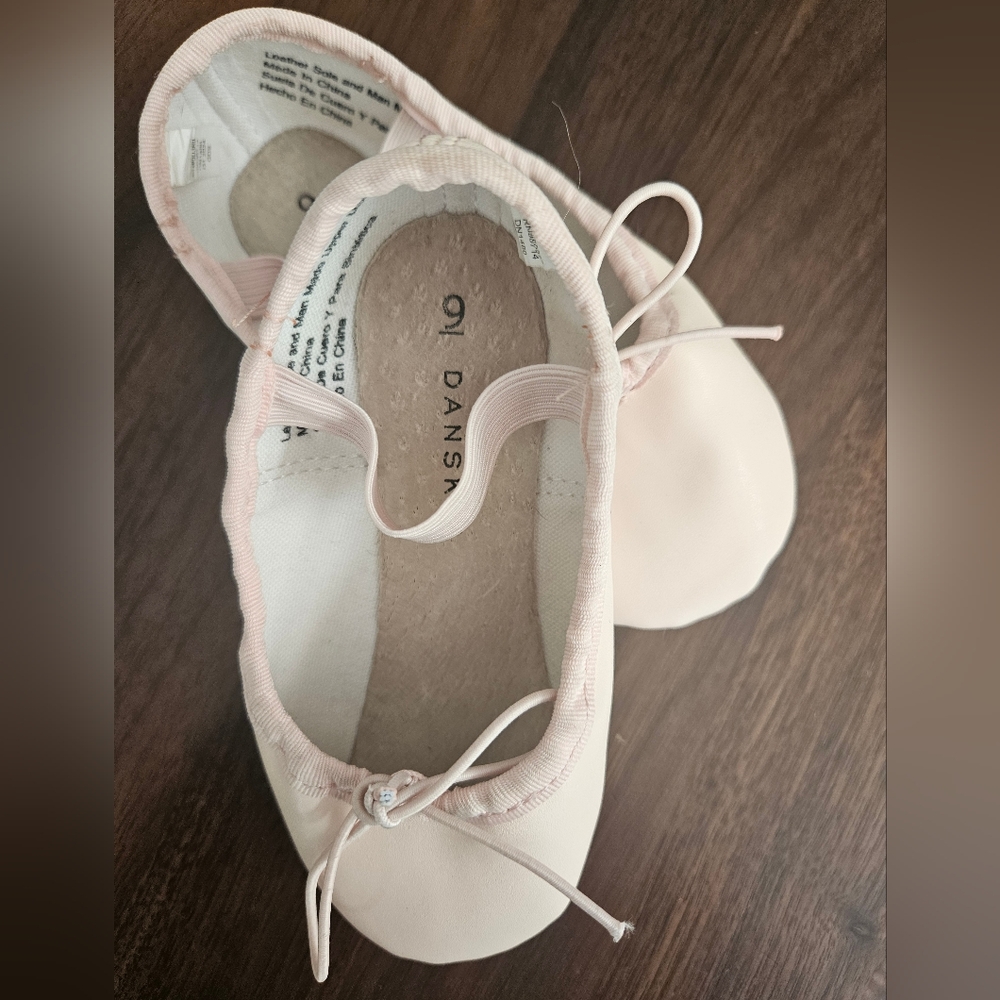 Danskin pink ballet slippers, Kids Size 9